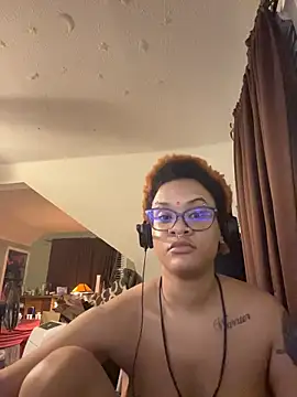 nickytheehawtie online show from March 3, 2026, 12:39 am