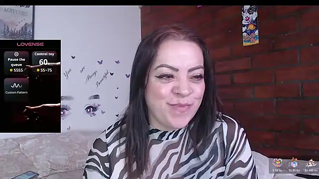 LIila28six online show from April 10, 2026, 12:56 pm