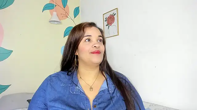 Alondra zaaens online show from September 20, 2025, 9:53 pm