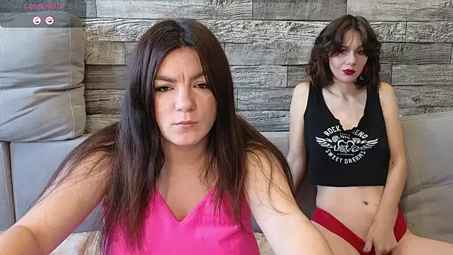 Vika loves you online show from September 19, 2025, 2:04 am