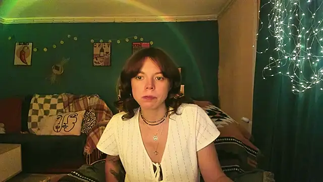 ClancyMorissey online show from June 18, 2026, 5:40 pm