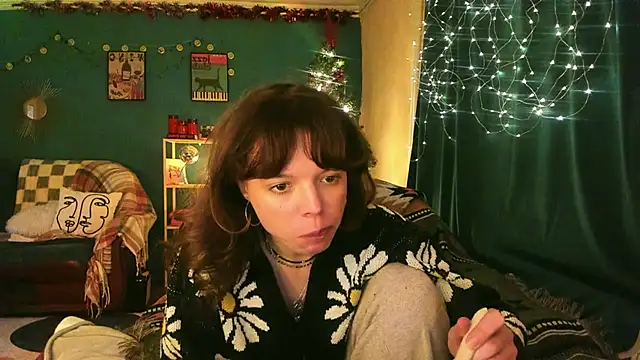 ClancyMorissey online show from December 1, 2025, 6:53 pm