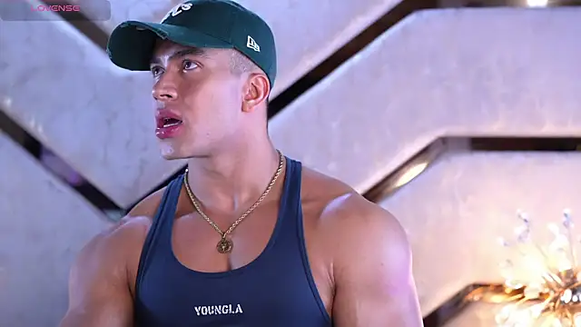 JOEYEVANS online show from December 2, 2025, 2:12 am