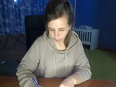 loveis007 online show from November 26, 2025, 2:33 am