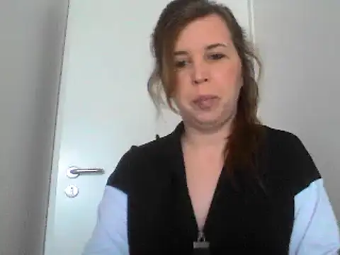 loveis007 online show from February 26, 2025, 12:16 pm