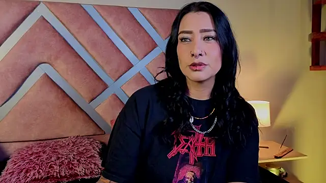  kelly hous36 online show from July 4, 2026, 12:53 pm