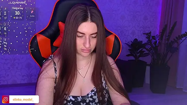 Elishka  online show from October 17, 2025, 7:48 pm