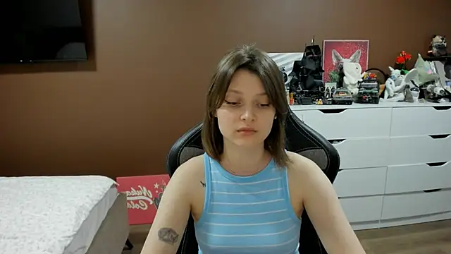 Snapshot of SoniNesti chatting on July 30, 2026, 3:11 pm SoniNesti online show from July 30, 2026, 3:11 pm