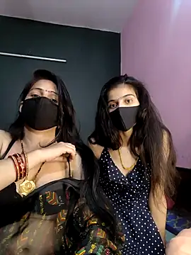 cutee  crazy online show from March 5, 2026, 2:13 pm