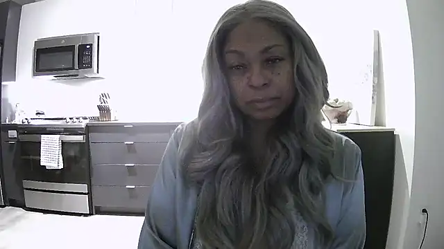 MSweetLindaParks online show from July 16, 2026, 1:24 am