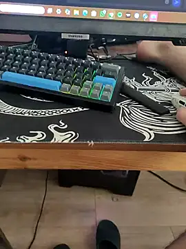 Snapshot of eren545454 chatting on October 8, 2025, 7:32 am eren545454 online show from October 8, 2025, 7:32 am