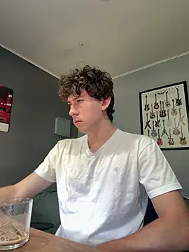 Snapshot of saint_not chatting on March 8, 2026, 1:25 pm saint not online show from March 8, 2026, 1:25 pm