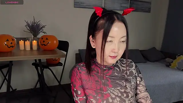 AvroraSakura online show from October 30, 2025, 11:30 am