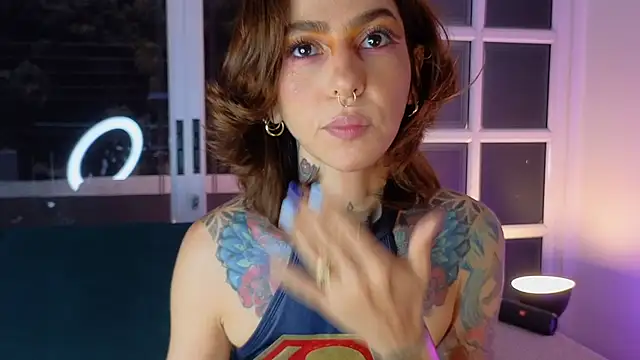 Evangelyne 1 online show from September 14, 2025, 3:56 pm