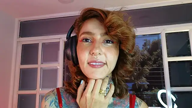 Evangelyne 1 online show from September 24, 2025, 3:51 pm