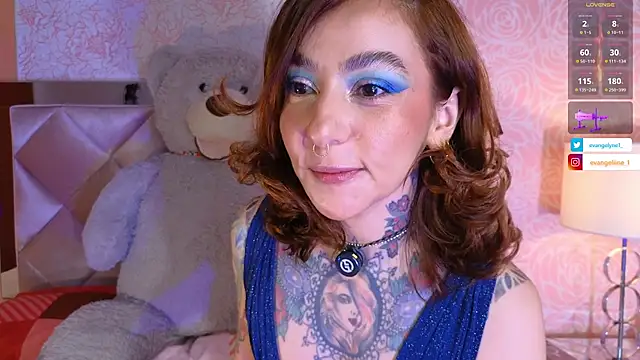 Snapshot of Evangelyne_1 chatting on July 2, 2026, 3:40 pm Evangelyne 1 online show from July 2, 2026, 3:40 pm