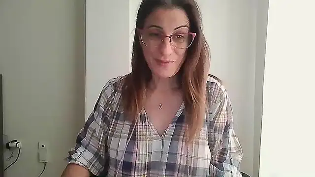 Snapshot of Sanada_hot chatting on October 27, 2025, 8:59 am Sanada hot online show from October 27, 2025, 8:59 am