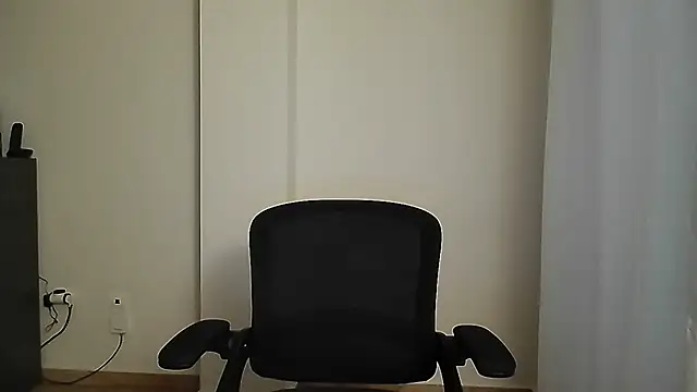 Snapshot of Sanada_hot chatting on October 10, 2025, 7:09 am Sanada hot online show from October 10, 2025, 7:09 am