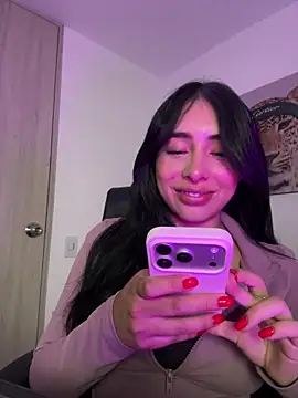 isabella jade online show from March 17, 2026, 3:37 pm