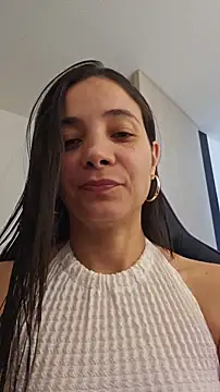 miaeyes online show from November 27, 2025, 1:55 pm