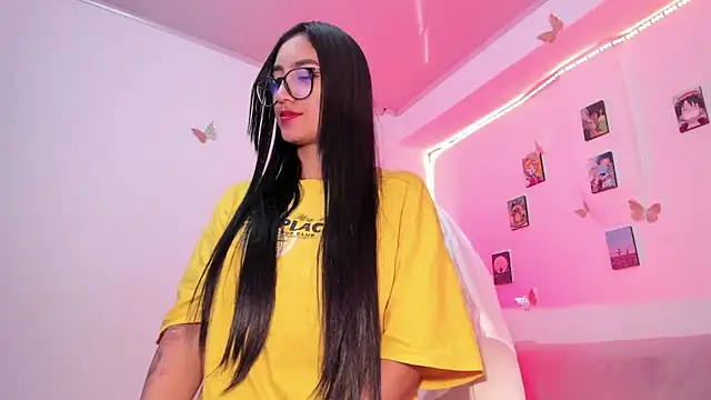 ineedmydaddy  online show from September 29, 2025, 1:12 am