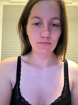 Nicole-Ray online show from July 17, 2026, 10:40 pm