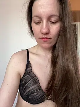 Nicole-Ray online show from April 21, 2026, 7:59 am