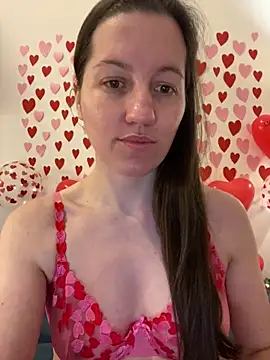 Nicole-Ray online show from February 13, 2026, 4:18 pm