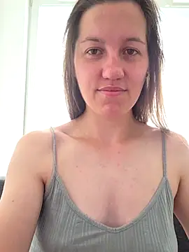 Nicole-Ray online show from July 2, 2026, 8:09 am