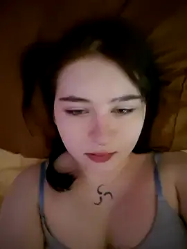 Yammy Yumi online show from February 17, 2025, 3:25 am