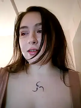 Yammy Yumi online show from February 25, 2025, 9:37 pm