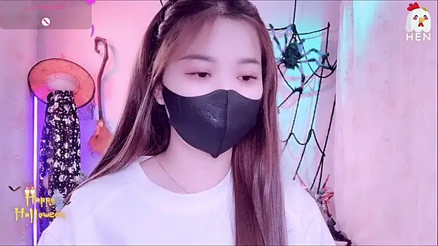 hen237 online show from November 10, 2025, 2:16 am