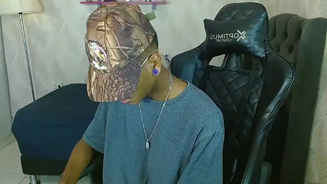 ManSant online show from October 9, 2025, 3:01 pm