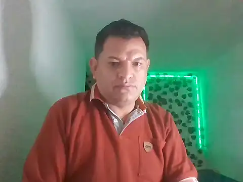 SexDiffrent online show from May 15, 2026, 11:58 pm