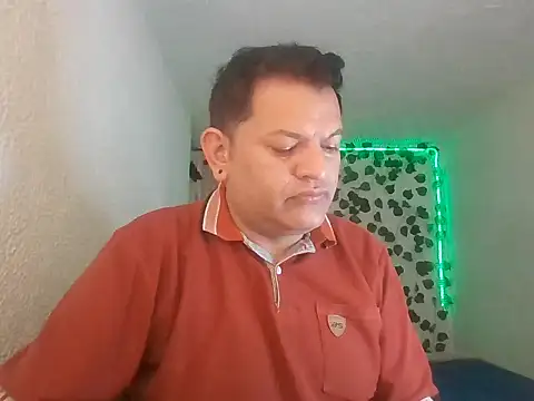 SexDiffrent online show from May 21, 2026, 2:58 pm
