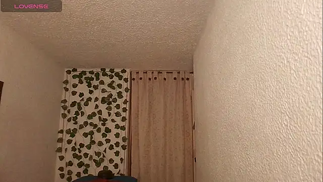 SexDiffrent online show from December 18, 2025, 4:55 pm