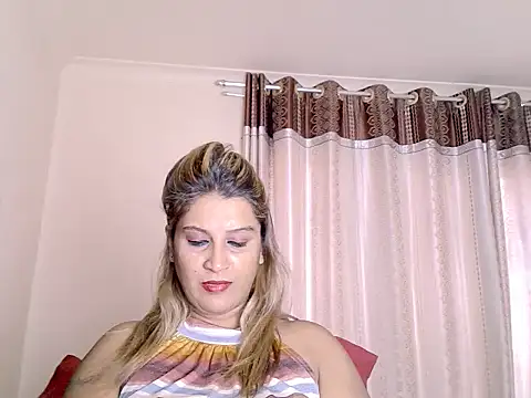 eroticbeauty37 online show from September 10, 2025, 1:32 pm