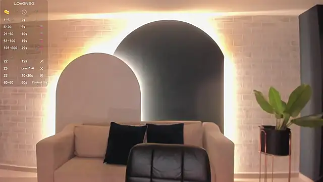 LilaWest online show from September 15, 2025, 11:54 am