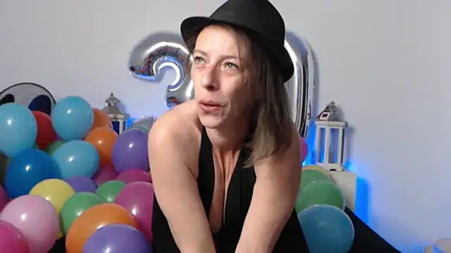 Oriane Jackson online show from May 1, 2026, 6:57 pm