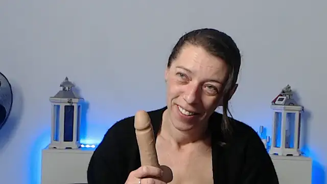 Snapshot of Oriane_Jackson chatting on March 16, 2026, 5:26 am Oriane Jackson online show from March 16, 2026, 5:26 am