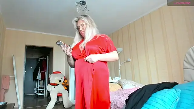 Snapshot of PamHardFuck chatting on March 5, 2026, 12:57 pm PamHardFuck online show from March 5, 2026, 12:57 pm