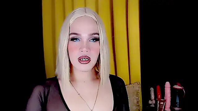 arianneXXX ts online show from September 17, 2025, 10:01 pm