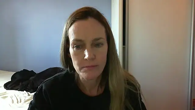 Annylove1 online show from October 20, 2025, 3:45 pm