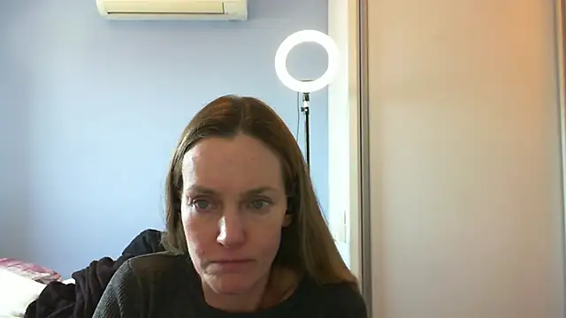 Annylove1 online show from November 11, 2025, 3:51 pm