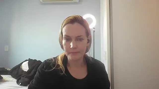 Snapshot of Annylove1 chatting on August 7, 2026, 10:54 am Annylove1 online show from August 7, 2026, 10:54 am