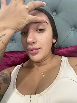 Snapshot of Hannahoff chatting on March 4, 2026, 3:03 am Hannahoff online show from March 4, 2026, 3:03 am