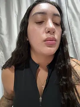 Snapshot of Hannahoff chatting on March 7, 2026, 4:41 am Hannahoff online show from March 7, 2026, 4:41 am