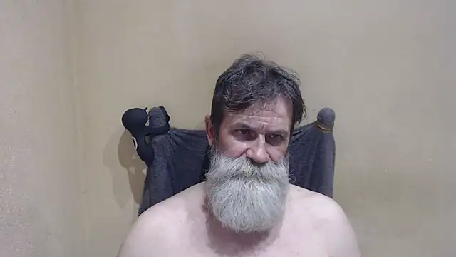 Snapshot of AlexNudo chatting on June 9, 2026, 6:31 pm AlexNudo online show from June 9, 2026, 6:31 pm