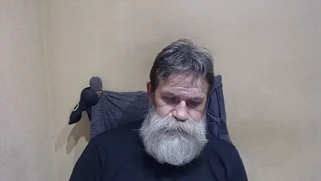 Snapshot of AlexNudo chatting on April 10, 2026, 9:44 pm AlexNudo online show from April 10, 2026, 9:44 pm