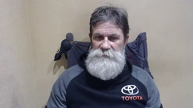 Snapshot of AlexNudo chatting on April 16, 2026, 10:05 am AlexNudo online show from April 16, 2026, 10:05 am
